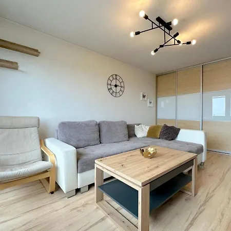 شقة Stary Pow 121 *